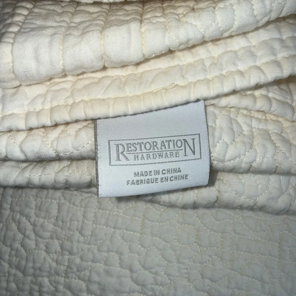 Restoration Hardware Quilt Queen White Excellent 100% Cotton Pick Stitch Texture